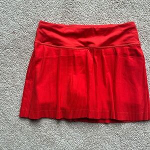 Lululemon pleet to street skirt